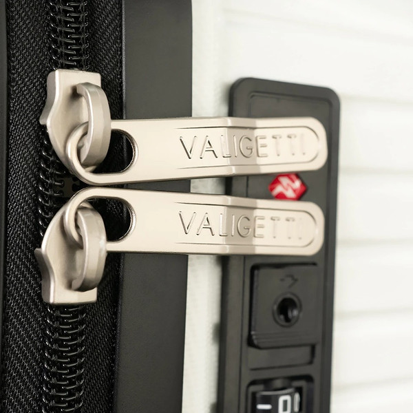 Чемодан на колесах Valigetti 344-159/2-24WHT