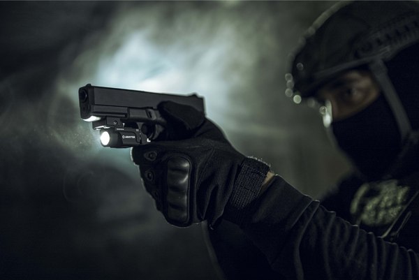 Фонарь Armytek Buckler M1 / F09301C