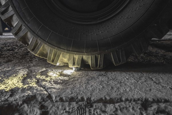 Фонарь Armytek Buckler M1 / F09301C