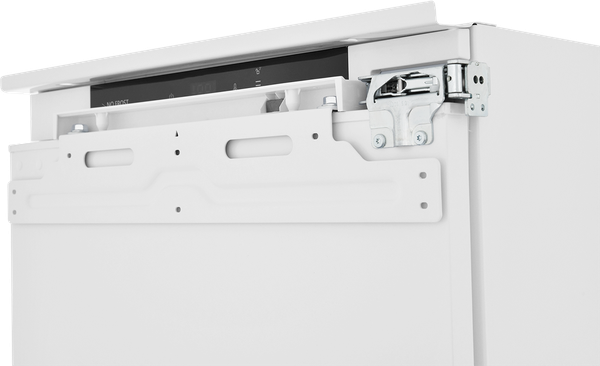 Встраиваемый холодильник Zugel ZRI1750NF