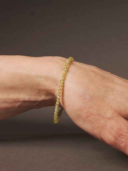 Браслет Wolves Хризолит 6152