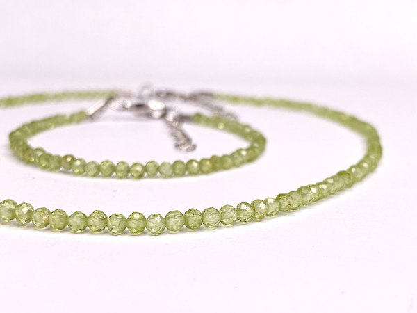 Бусы Wolves Хризолит 6155