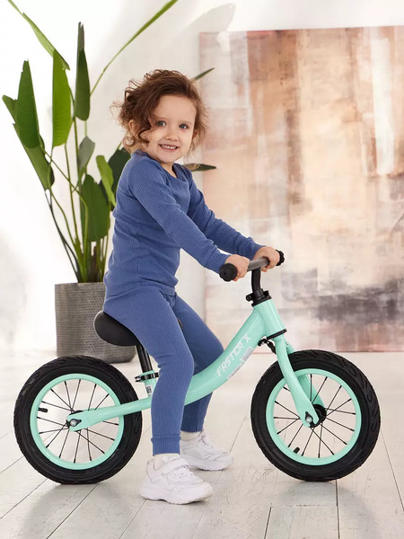 Беговел Rant Faster X / RB127