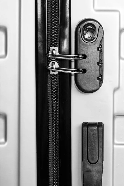 Чемодан на колесах National NLT107-L