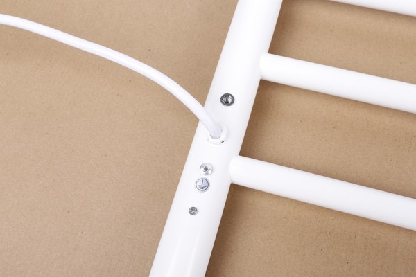 Полотенцесушитель электрический Saniteco LD0107