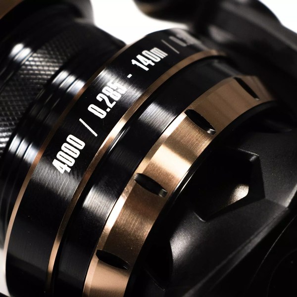 Катушка безынерционная Волжанка Stalker 4000 0.285мм / 118-303