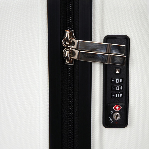 Чемодан на колесах Fabretti EN7520-024-1