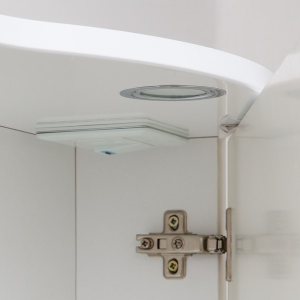 Шкаф с зеркалом для ванной Runo Ибица 50 правый