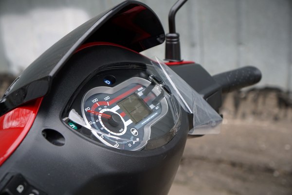 Скутер SYM Symphony SR 125 / AZ12W1-T_R-010CA