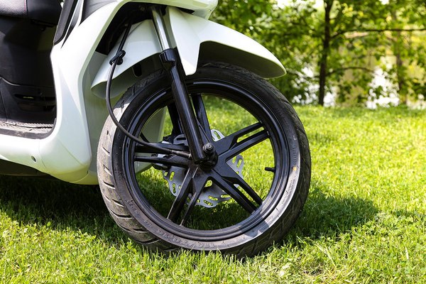 Скутер SYM Symphony SR 125 / AZ12W1-T_WH-006