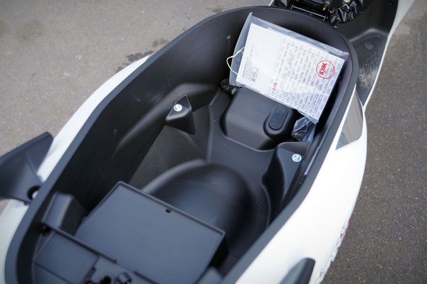 Скутер SYM Symphony ST 200 / XL20W1-EU-WE-WH-8028P