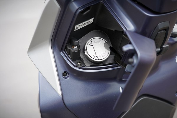 Скутер SYM Symphony ST 200 / XL20W1-EU-AQ-GY-7547UL