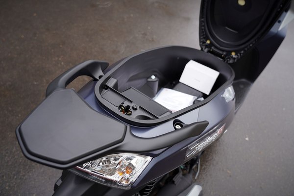 Скутер SYM Symphony ST 200 / XL20W1-EU-AQ-GY-7547UL