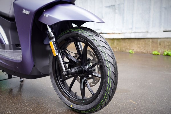 Скутер SYM Symphony ST 200 / XL20W1-EU-AQ-GY-7547UL