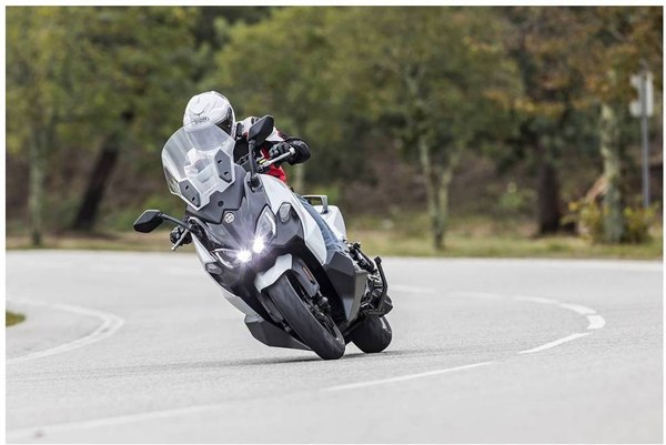 Скутер SYM Maxsym TL 500i / TL47W1-EU_WH-300P