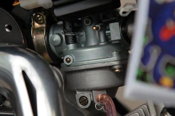 Мотоцикл BSE K6 Yellow Twister / B0K6AA020AYH2