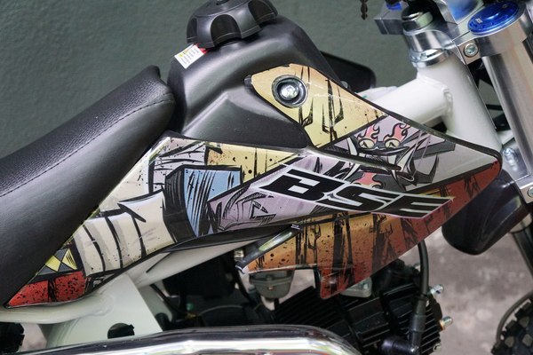 Мотоцикл BSE Evo 110e Samurai SA 14/12 / B0EVCB045CHW3