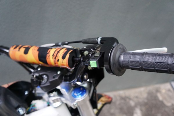 Мотоцикл BSE Evo 110e Samurai SA 14/12 / B0EVCB045CHW3