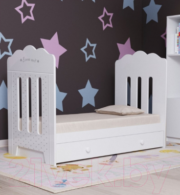 Детская кроватка VDK Bonne маятник и ящик (белый)