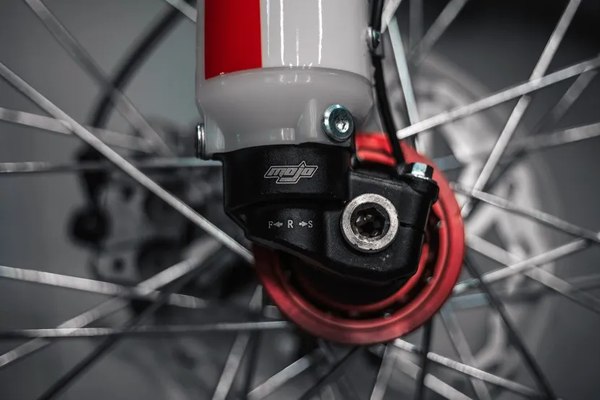 Мотоцикл BSE T7 Flash ZS174-5А Sport / B0T7NE020HRH2