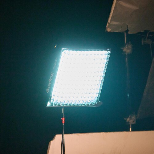 Осветитель студийный Godox Knowled F200R K1 складной / 32484