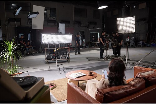 Осветитель студийный Godox Knowled F400R K1 складной / 32486