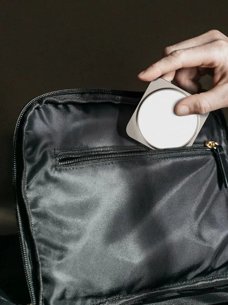 Зарядное устройство беспроводное Momax Q2.Mag Go UD31L