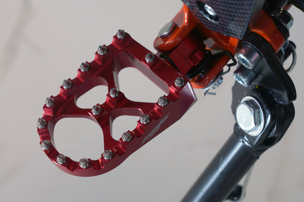 Мотоцикл BSE T9 Red Arrow TYX300SR / B0T9YD015HRR1