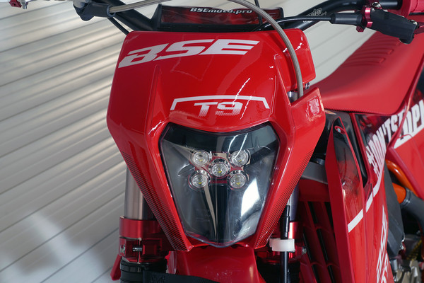 Мотоцикл BSE T9 Red Arrow TYX300SR / B0T9YD015HRR1