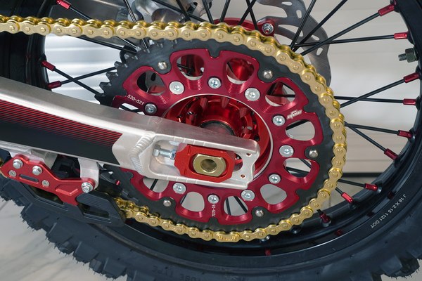 Мотоцикл BSE T9 Red Arrow TYX300SR / B0T9YD015HRR1