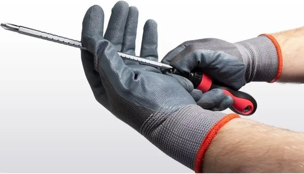 Отвертка Patron 28 613 / P-8152R