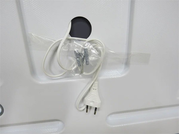 Зеркало Runo Руан Led 80х80