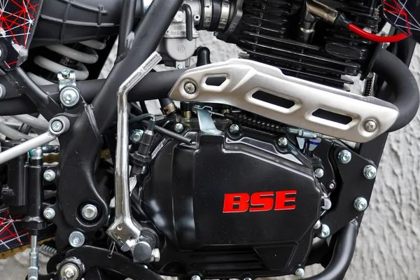 Мотоцикл BSE Z1 Y Gliter Black / B0Z1EB035GHH4