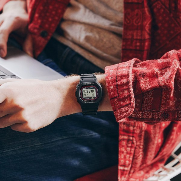 Часы наручные мужские Casio DW-5000R-1A