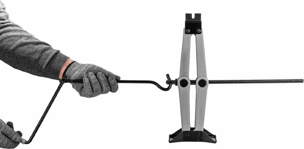 Ромбический домкрат ForceKraft FK-10152D