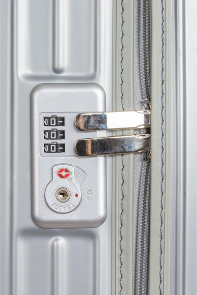 Чемодан на колесах Pioneer Safe PS-03130