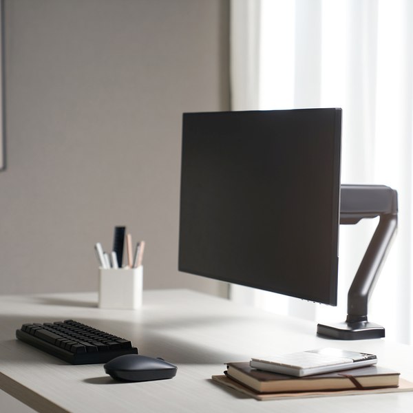 Кронштейн для монитора Lumi LDT46-C012E