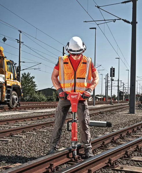 Аккумуляторный гайковерт Milwaukee M18 FHIWF1R-0C (4933493140)