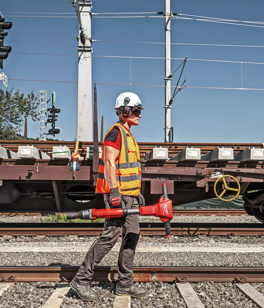 Аккумуляторный гайковерт Milwaukee M18 FHIWF1R-0C (4933493140)