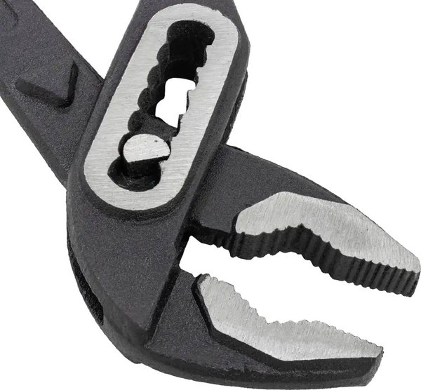 Универсальный набор инструментов ForsLine FL-10303