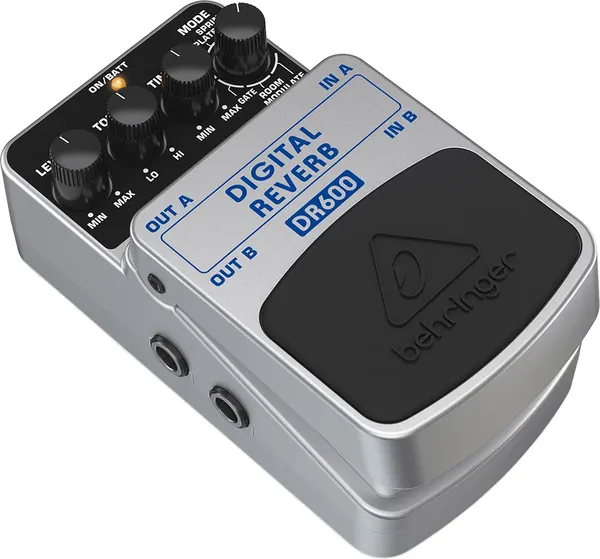 Педаль электрогитарная Behringer DR600