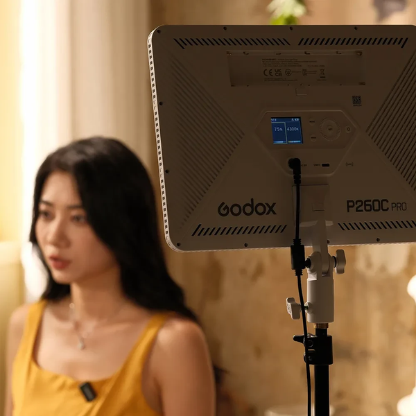 Осветитель студийный Godox P260C Pro / 32202