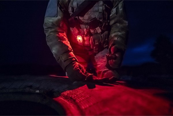 Фонарь Armytek Crystal Pro UV Red / F10301RUV