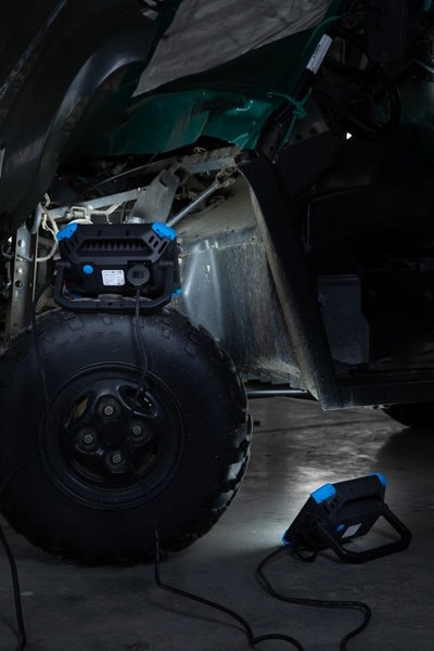 Прожектор Hoegert HT1E453