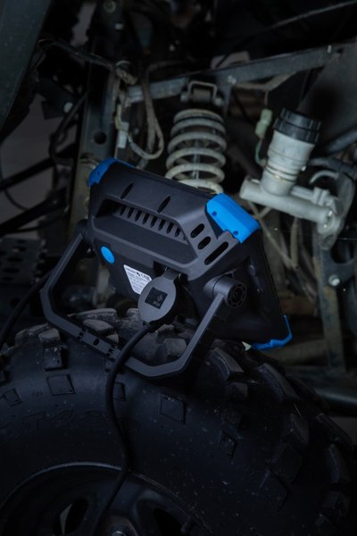 Прожектор Hoegert HT1E454