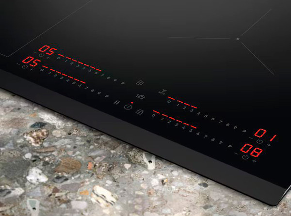 Индукционная варочная панель Electrolux EIS62453