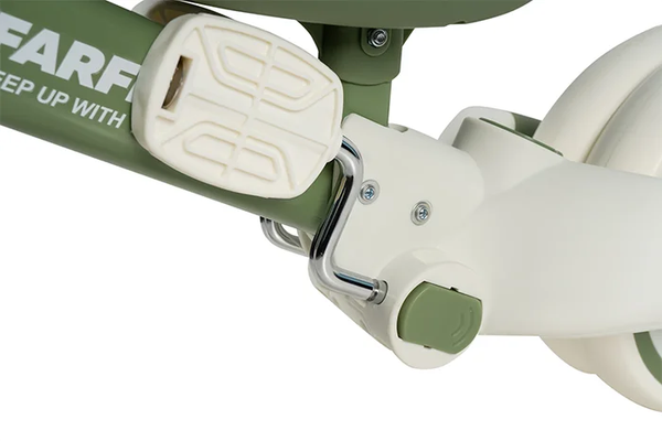 Трехколесный велосипед с ручкой Farfello 6588