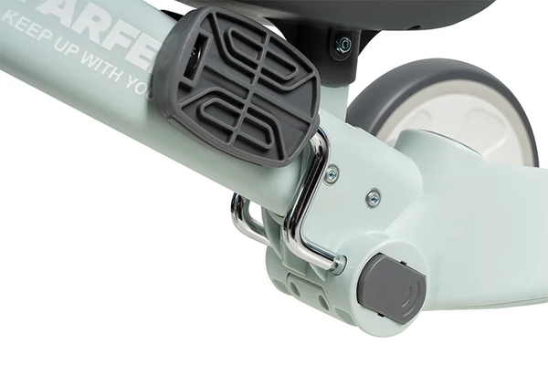 Трехколесный велосипед с ручкой Farfello 6588