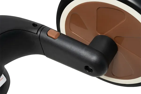 Трехколесный велосипед с ручкой Farfello 6588