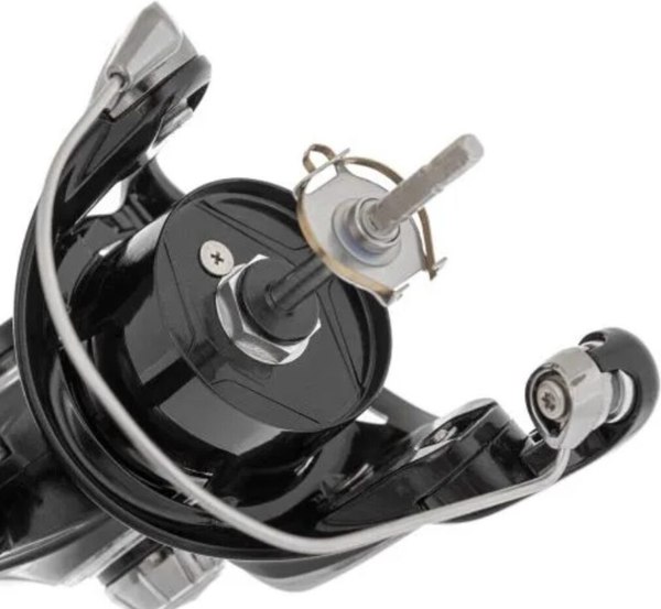 Катушка безынерционная Daiwa 23 Fuego LT3000-C / 10333-300